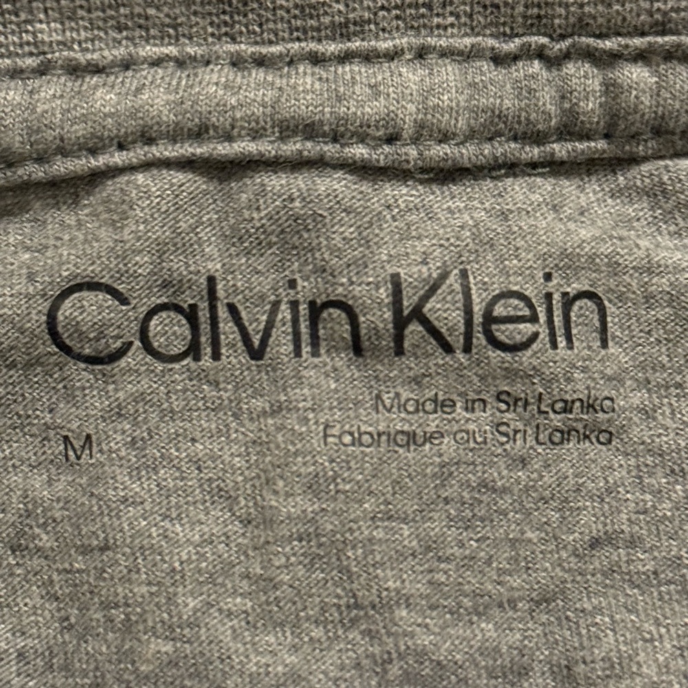 Calvin Klein Men's Gray T-Shirt - Picture 6 of 6